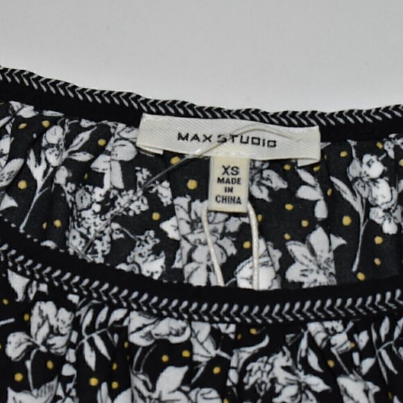 Max Studio Short Flutter Sleeve Floral Pullover Blouse Top Size XS - Picture 3 of 11